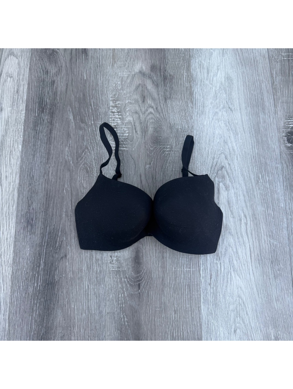 Women’s soma black bra 32D